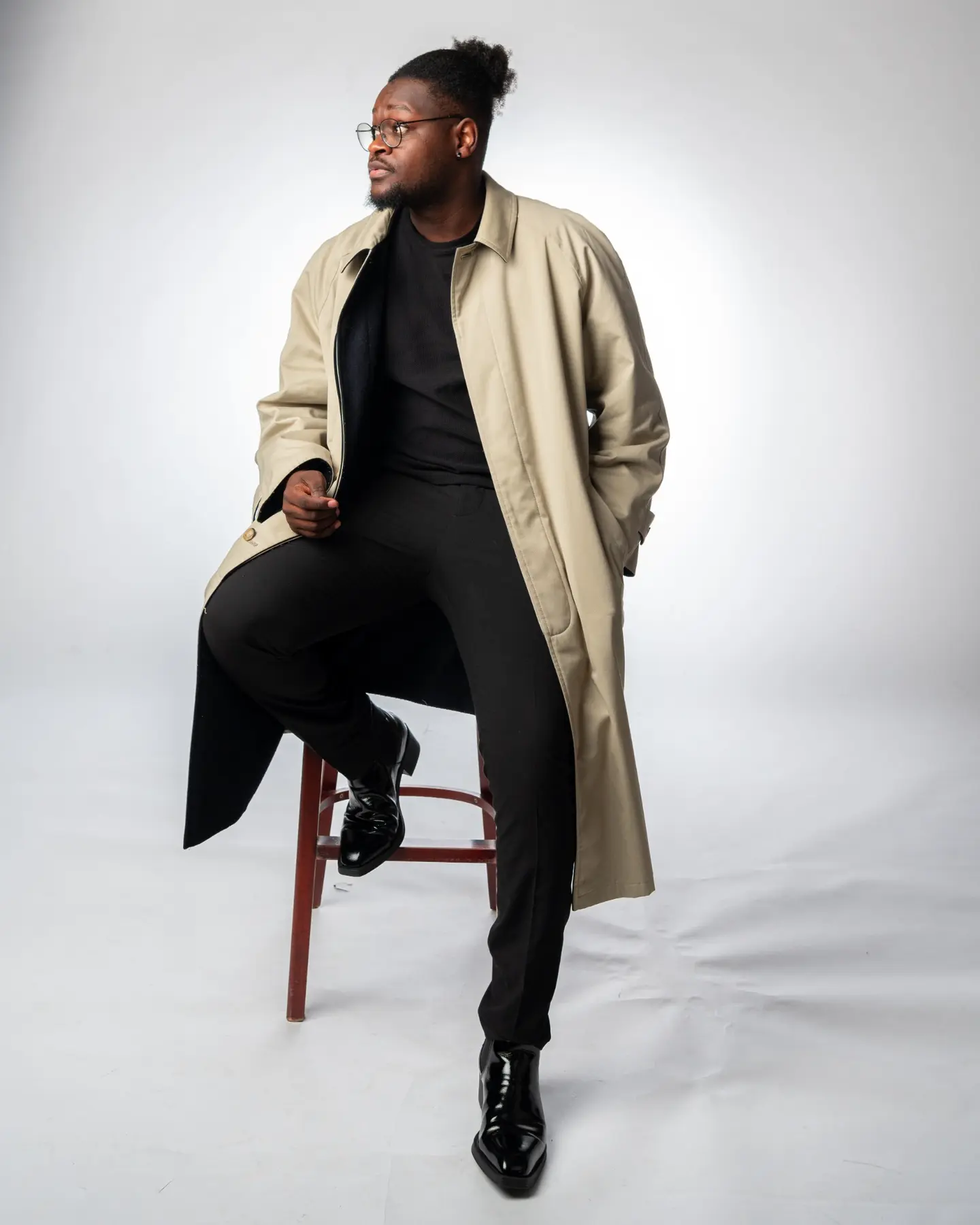 Merveil Lumbu Mukubo, Gründer von VProductions